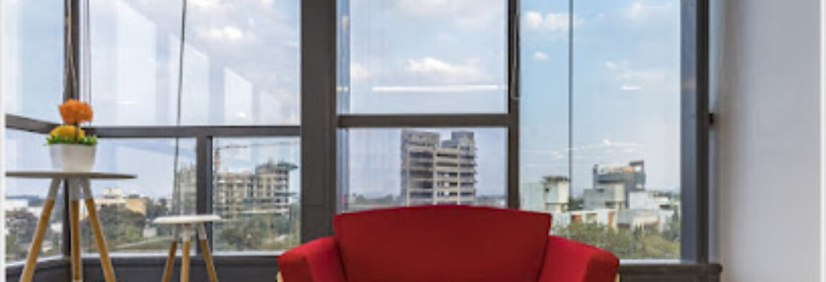 R-Works – Customized Office Furniture on Rent