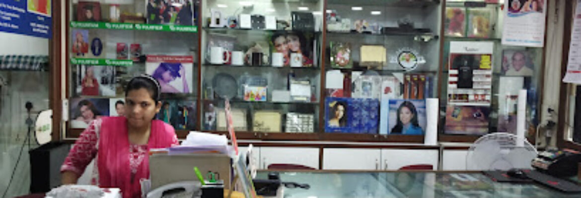 Ratanzs Art Colourz Photo Studio
