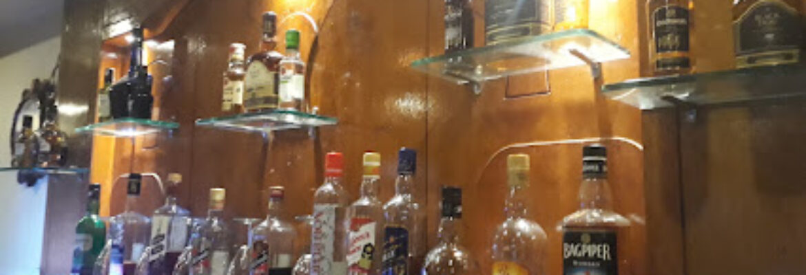 New Girija Restaurant & Bar