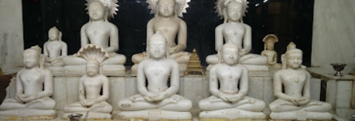 Shri Chandraprabhu Maharaj Digambar Jain Mandir